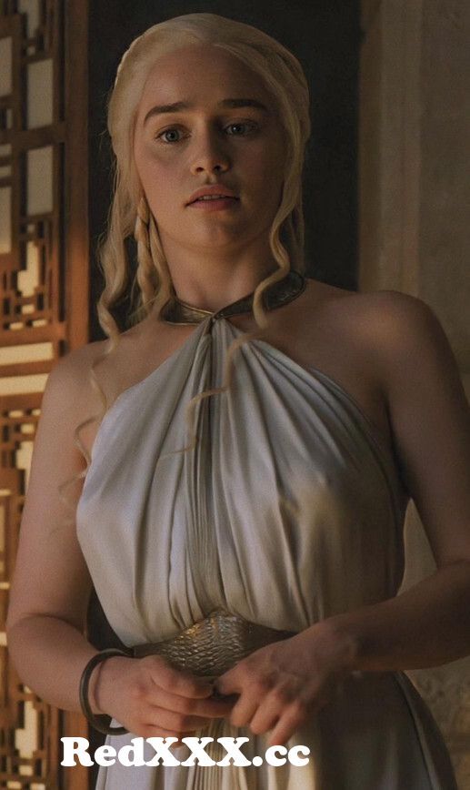 Targaryen nude daenerys Emilia Clarke