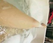 Pakistani actress rabia pirzad bathtub video from fatima sohail pakistani actress